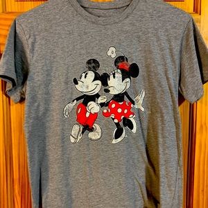 Women’s tee